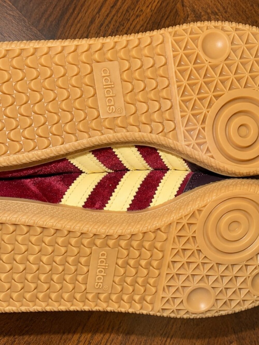 Adidas Samba OG Burgundy Velvet Sneakers Women’s Size 8 NWT - Picture 5 of 6